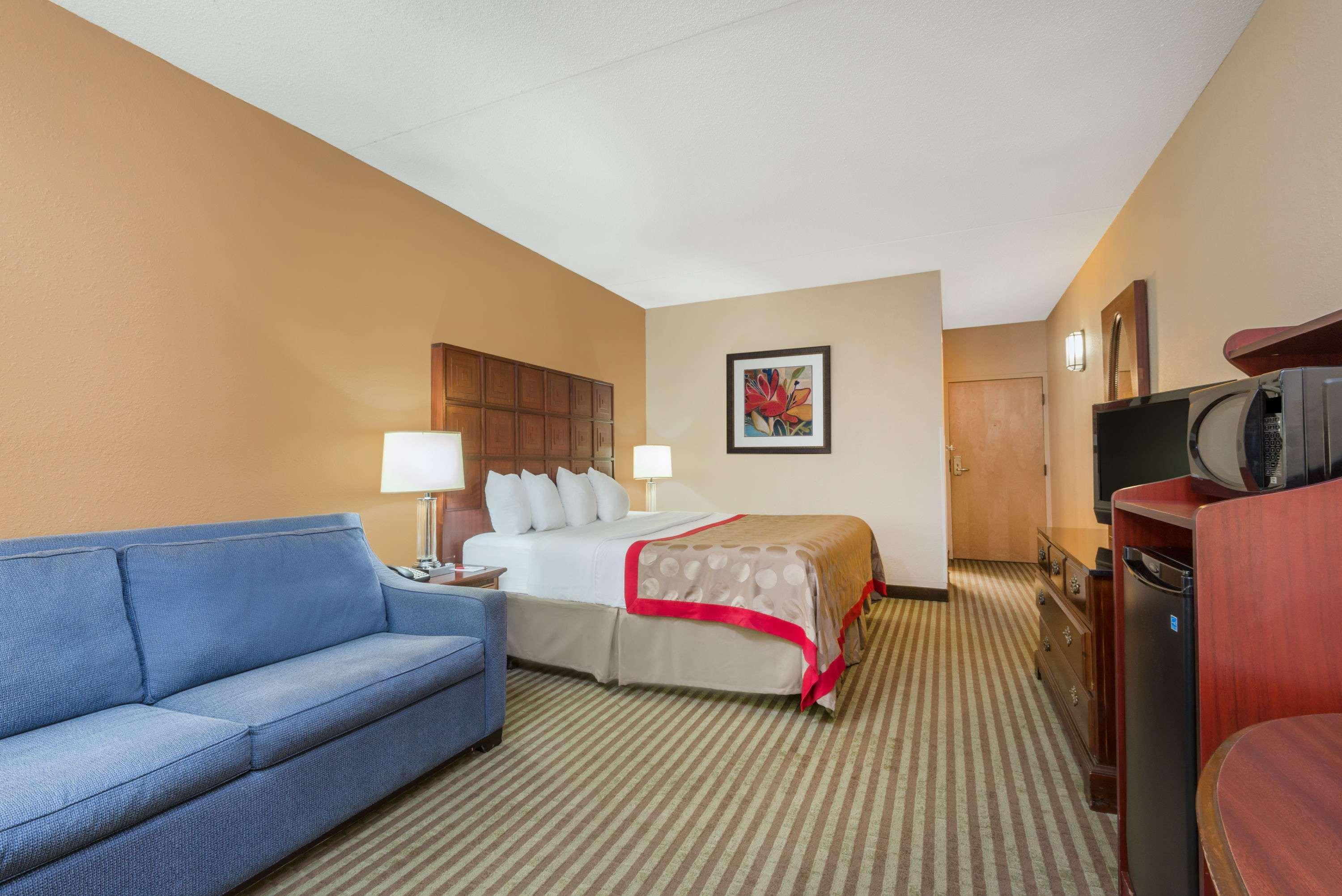 Ramada By Wyndham Columbus North Otel Westerville Dış mekan fotoğraf