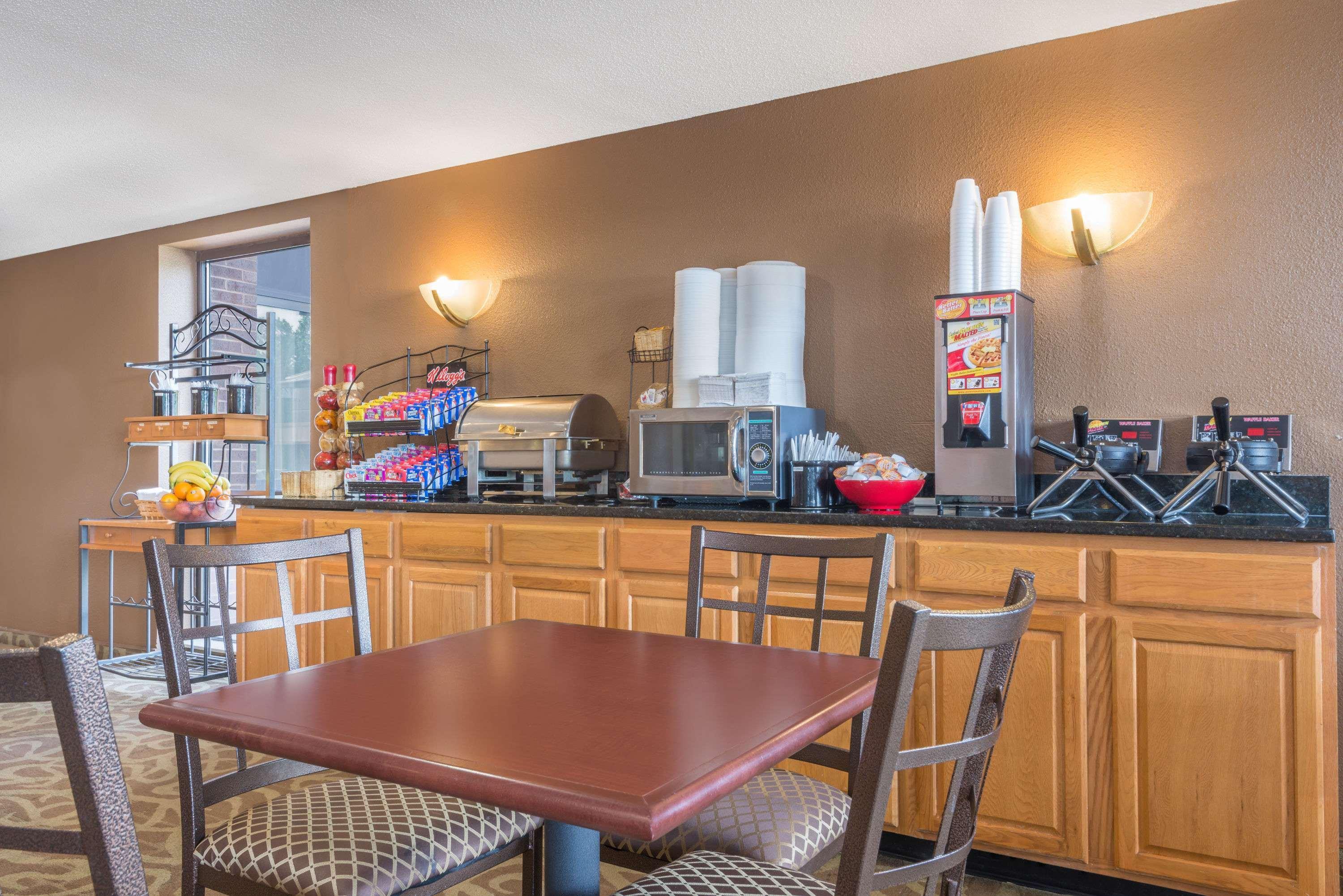 Ramada By Wyndham Columbus North Otel Westerville Dış mekan fotoğraf